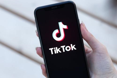 打造TikTok优质账号，获得百万带货能力