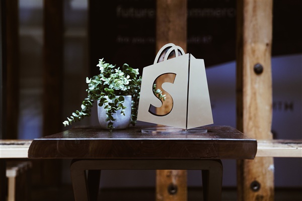 Shopify 热门选品趋势简报