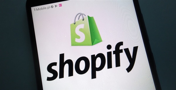 Shopify强势突围，增速全球第一，亚马逊、阿里、京东争相效仿！