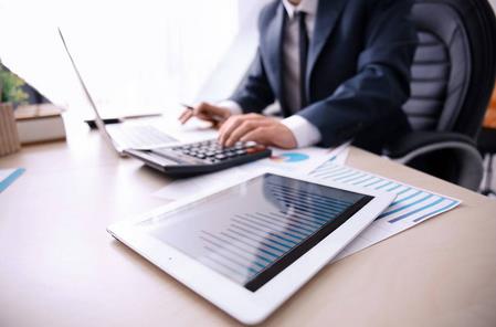 2025美国版权极简指南:手把手教你选代理、避误区、搞定官方流程