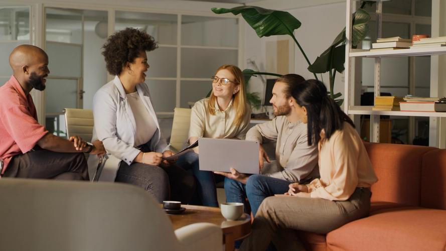 文莱审计报告申请权威对比:2025年三大机构评估与选择